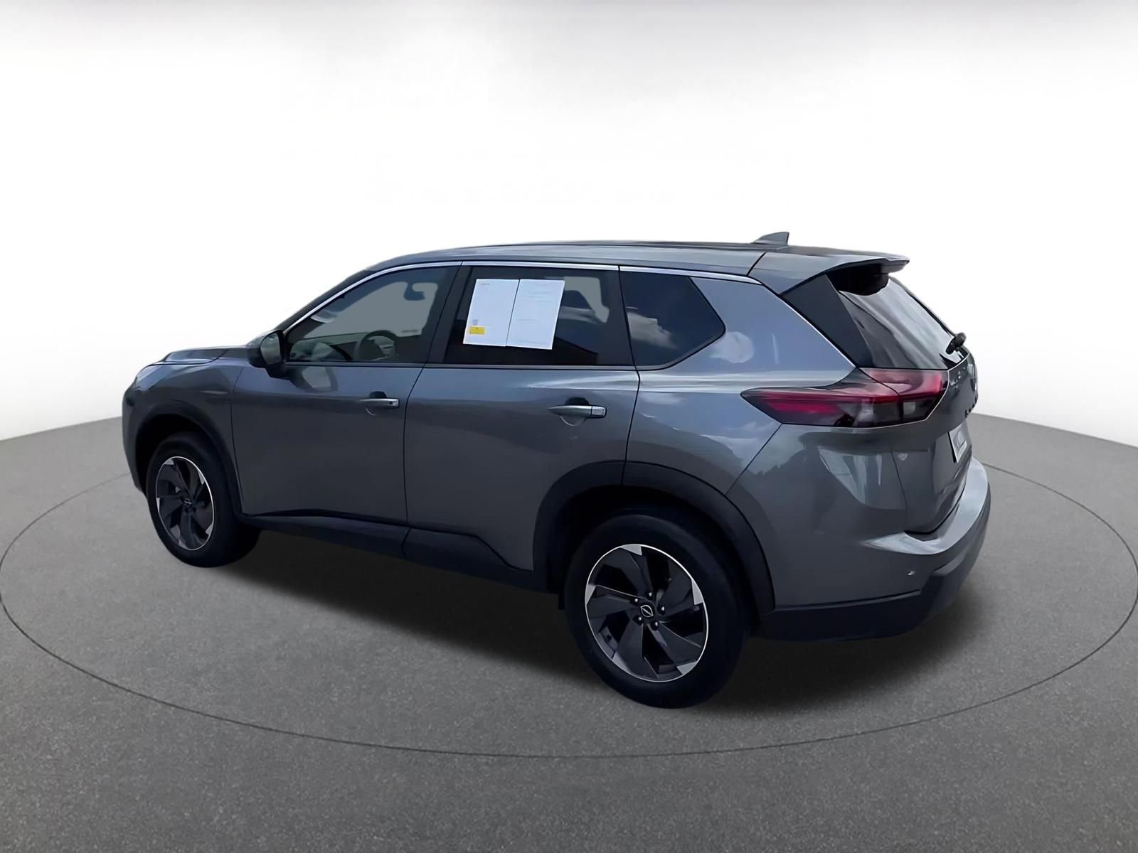 Thumbnail: 2025 Nissan Rogue - 10