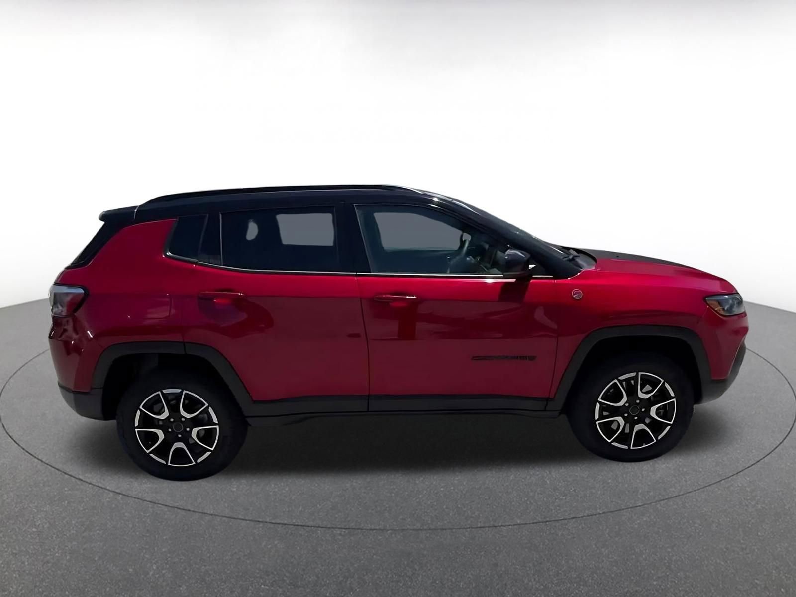 Thumbnail: 2025 Jeep Compass - 16