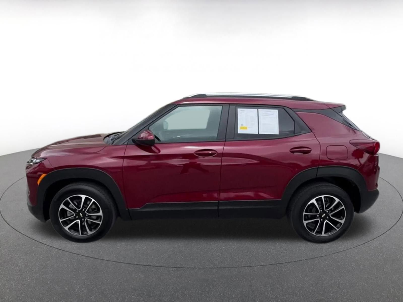 Thumbnail: 2025 Chevrolet TrailBlazer - 9