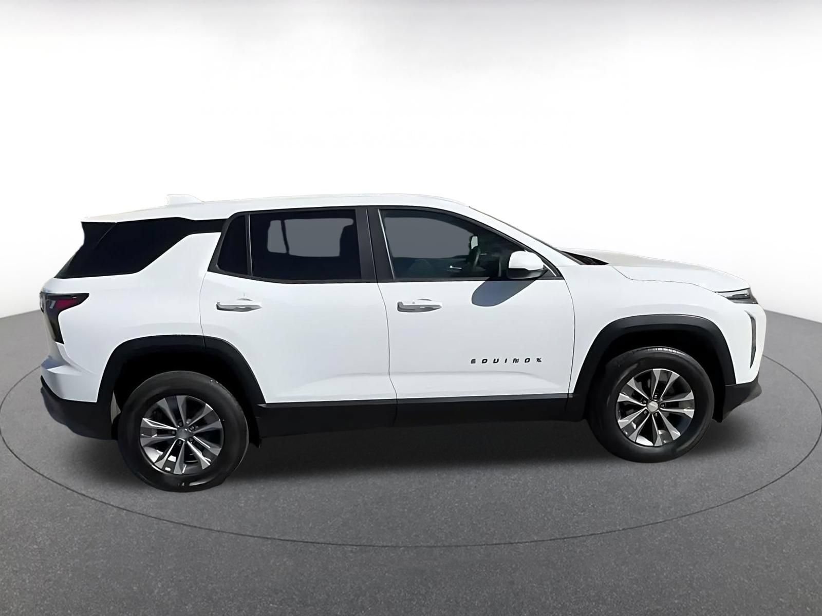 Thumbnail: 2025 Chevrolet Equinox - 15