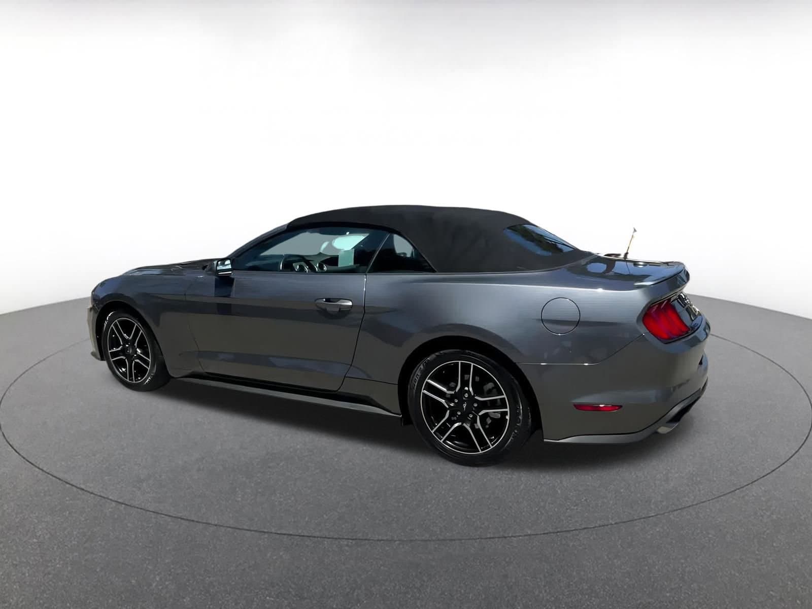 Thumbnail: 2023 Ford Mustang - 10