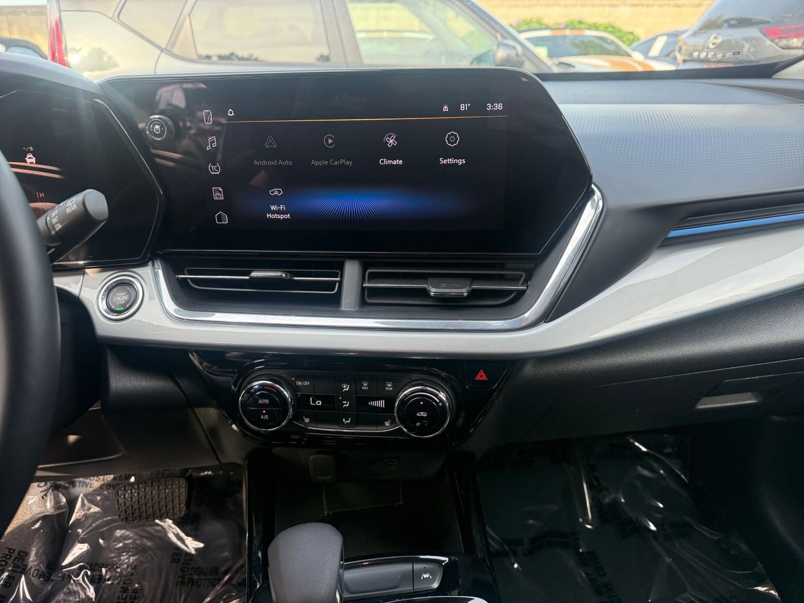 Thumbnail: 2025 Chevrolet Trax - 17