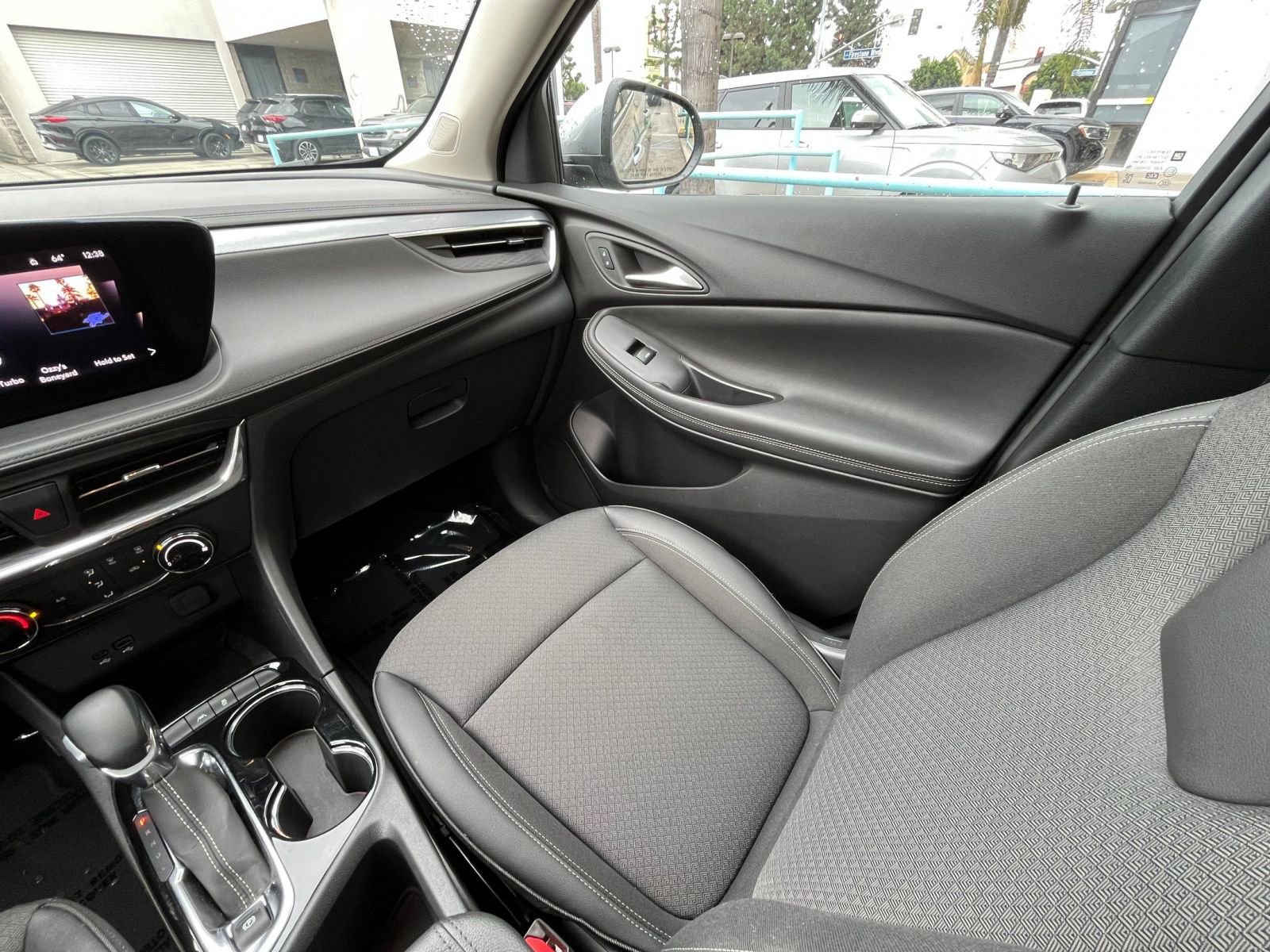 Thumbnail: 2025 Buick Encore GX - 35