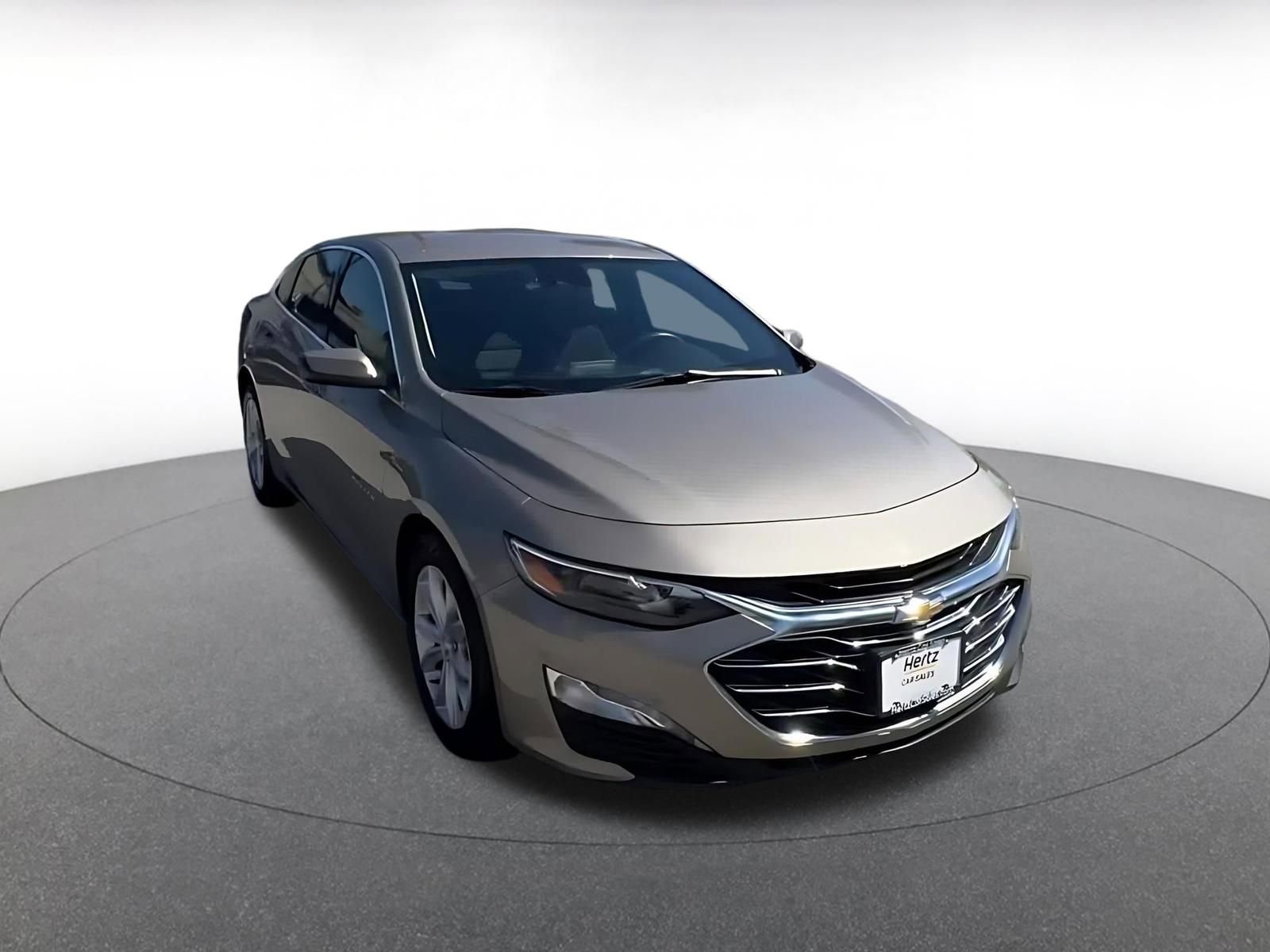 Thumbnail: 2024 Chevrolet Malibu - 3