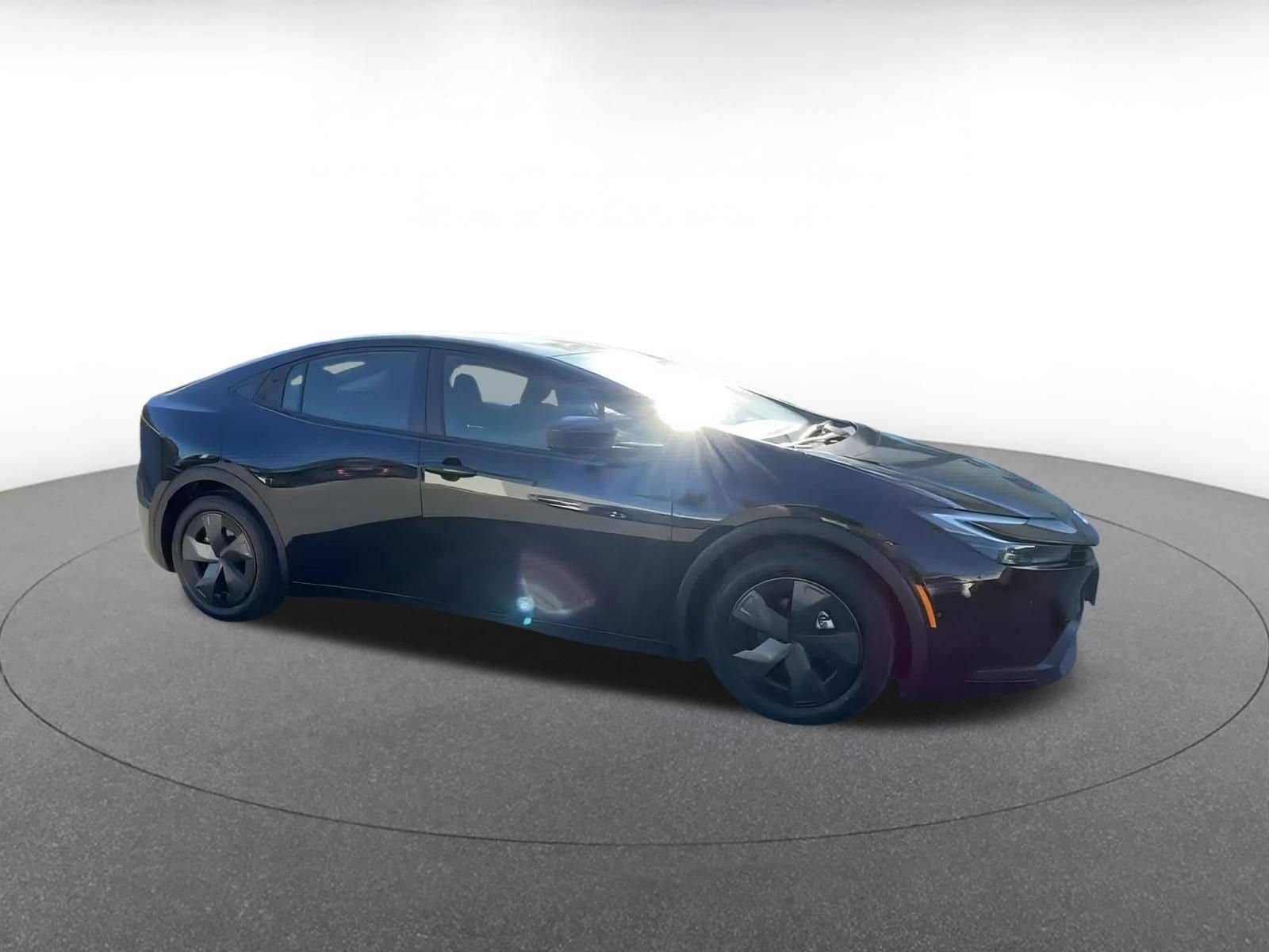 Thumbnail: 2025 Toyota Prius - 2