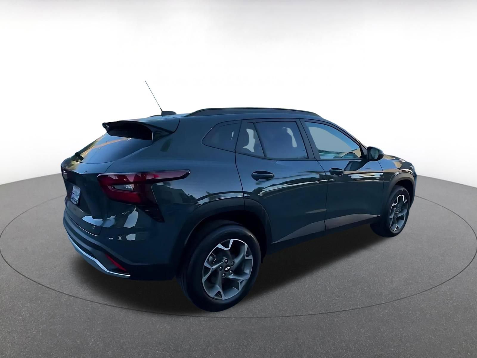 Thumbnail: 2025 Chevrolet Trax - 15