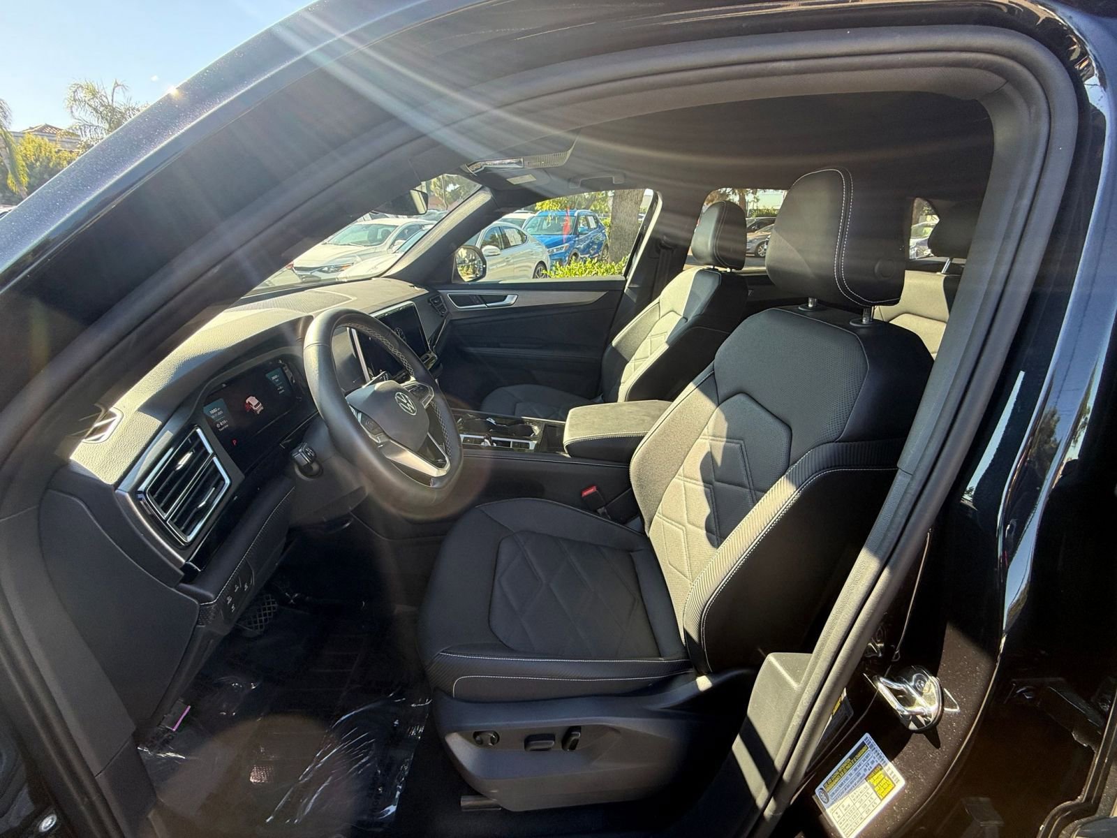 Thumbnail: 2025 Volkswagen Atlas - 23