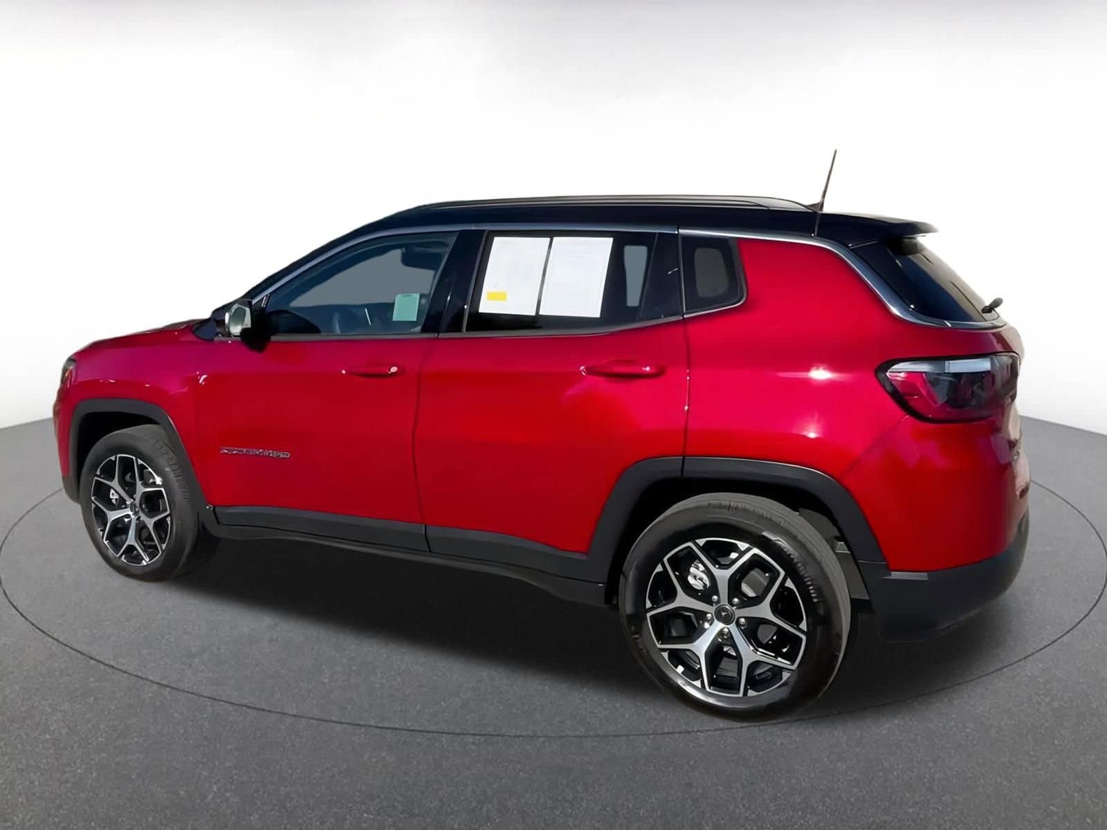 Thumbnail: 2025 Jeep Compass - 9