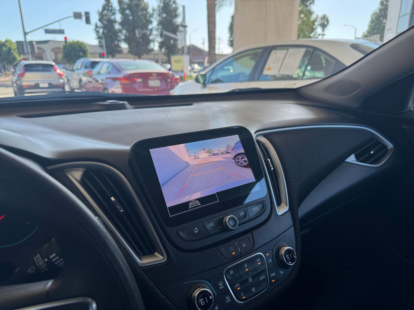 Thumbnail: 2024 Chevrolet Malibu - 17