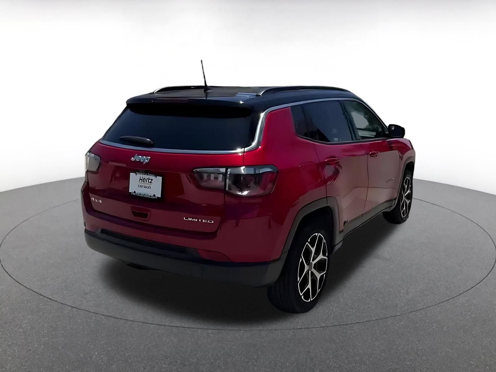 Thumbnail: 2025 Jeep Compass - 15