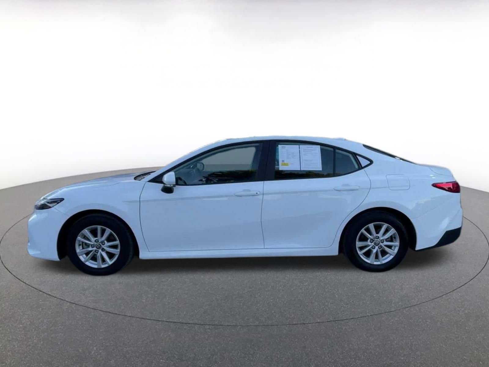 Thumbnail: 2025 Toyota Camry - 9