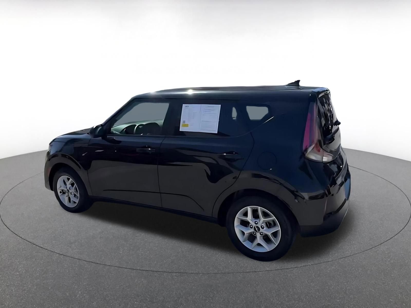 Thumbnail: 2025 Kia Soul - 10