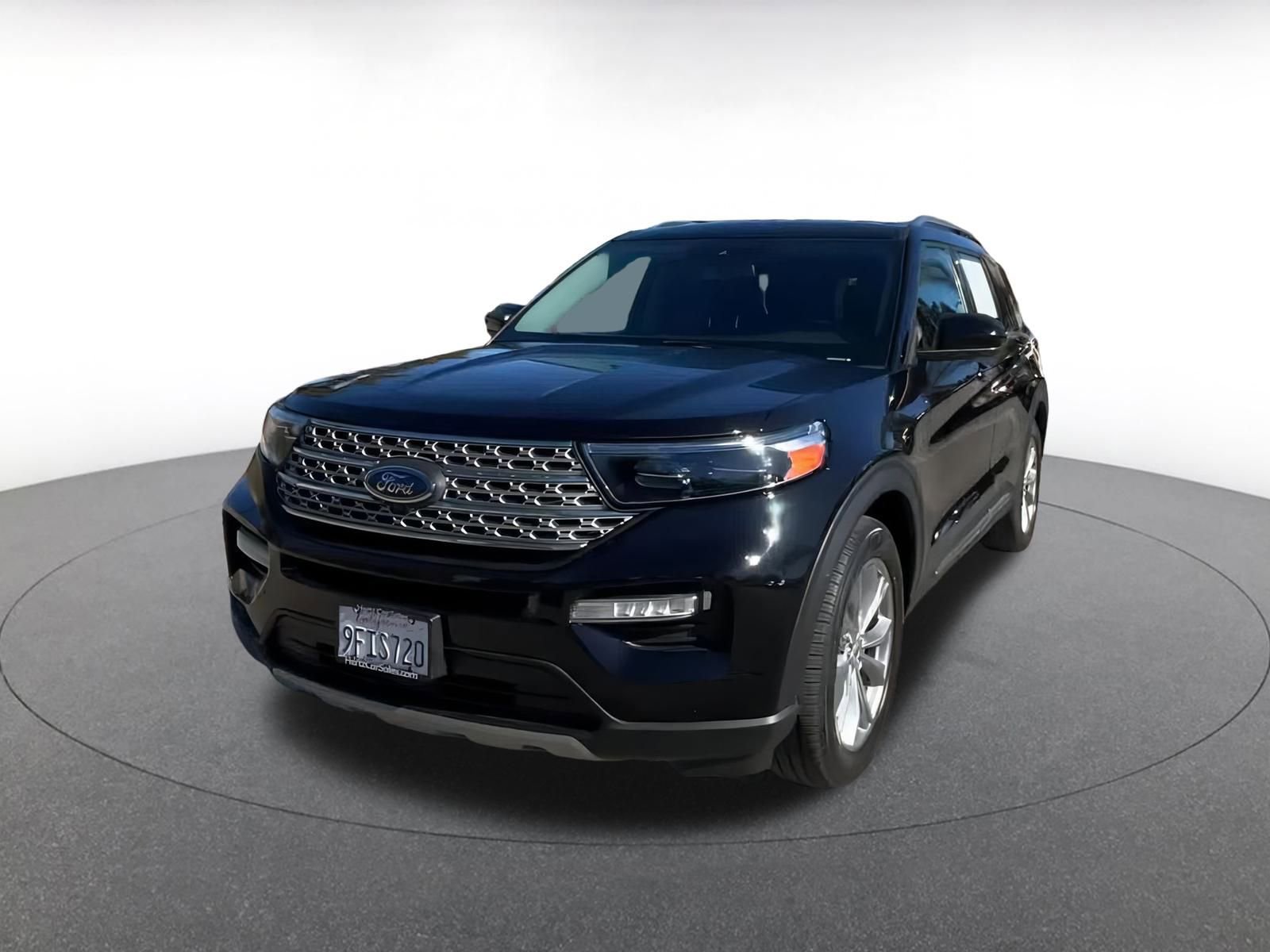 Thumbnail: 2023 Ford Explorer - 7