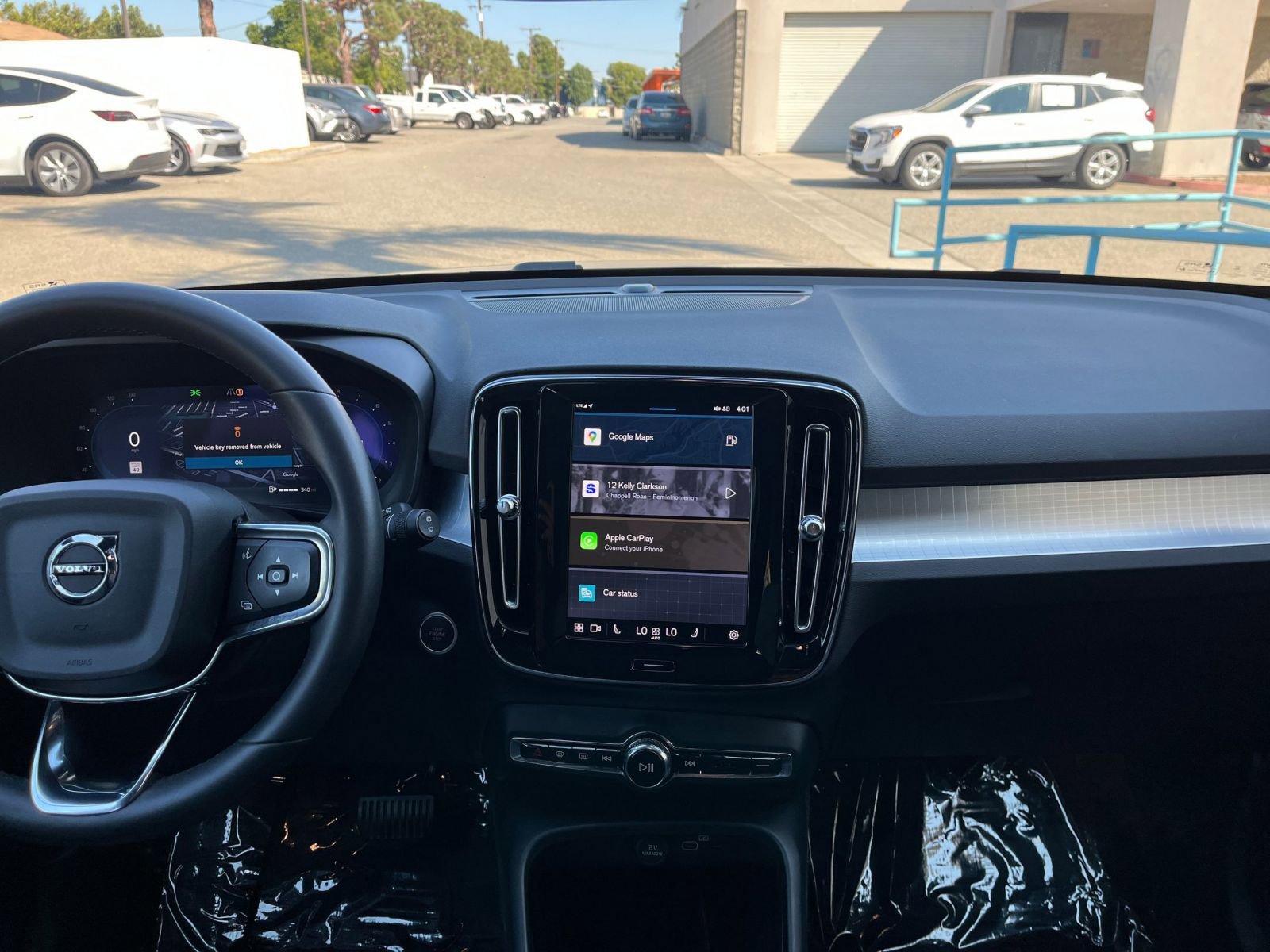 Thumbnail: 2024 Volvo XC40 - 18