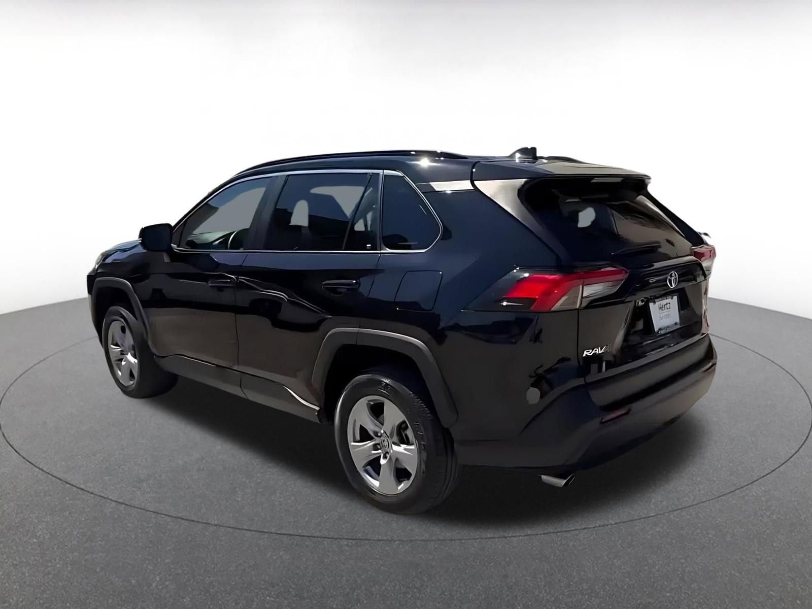 Thumbnail: 2025 Toyota RAV4 - 10