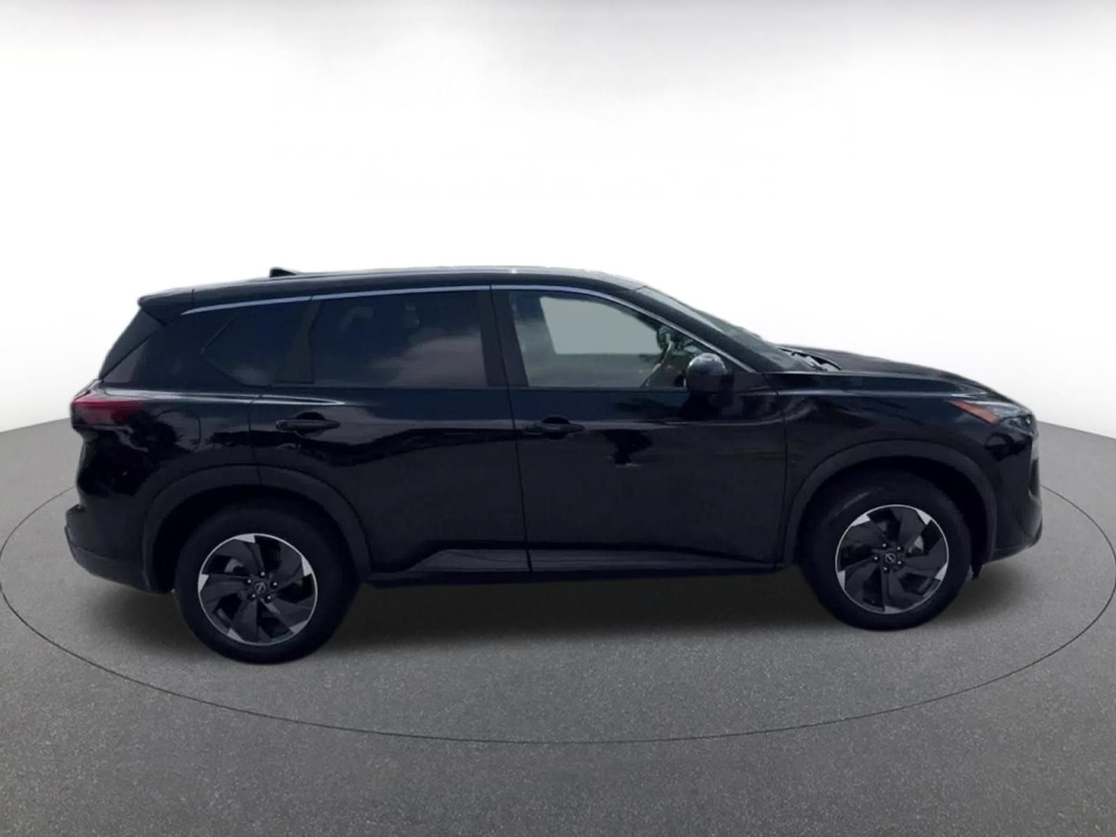 Thumbnail: 2025 Nissan Rogue - 15