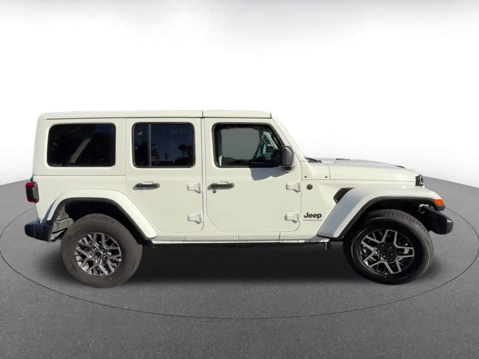 Thumbnail: 2025 Jeep Wrangler - 15