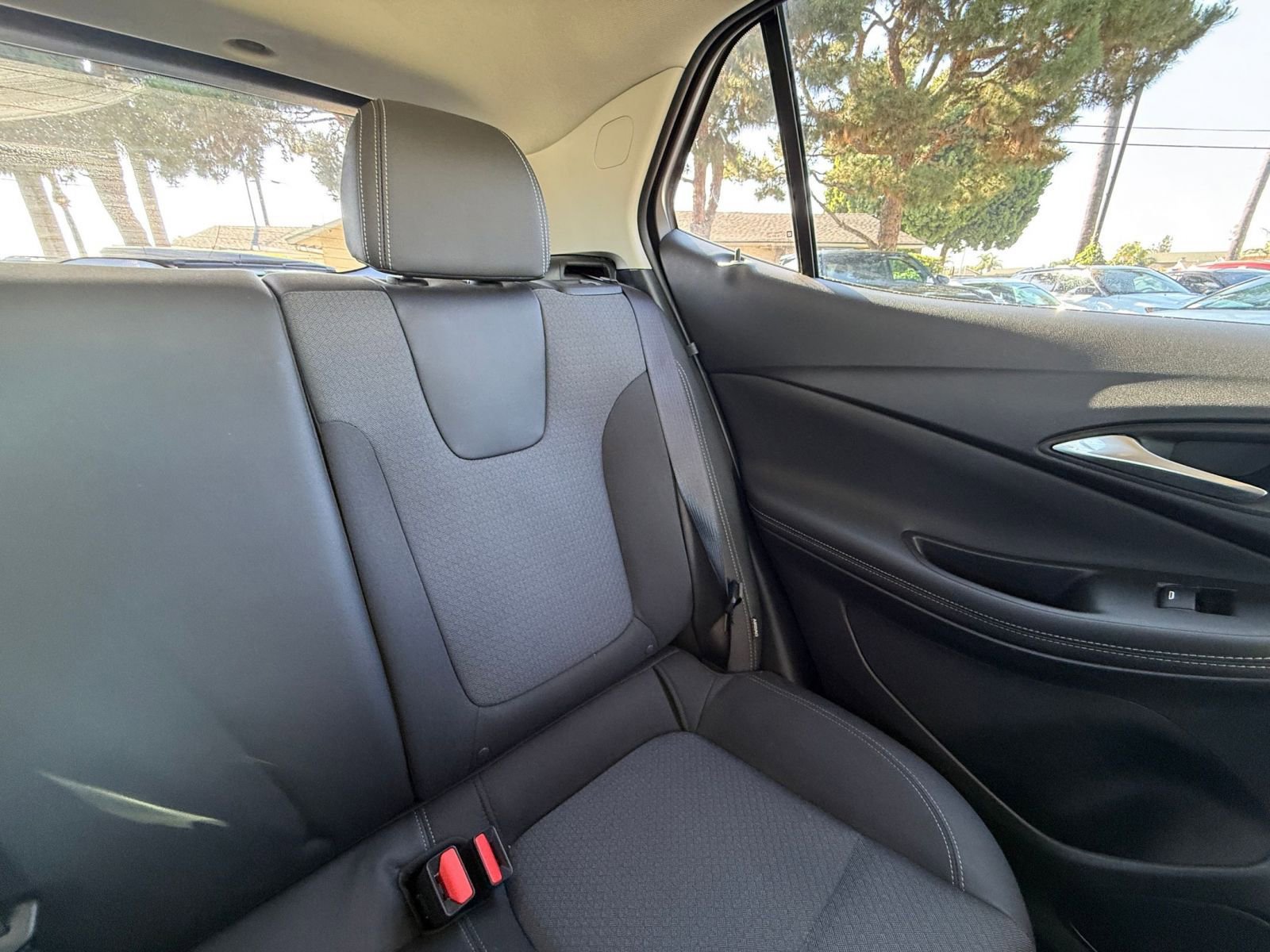 Thumbnail: 2025 Buick Encore GX - 34