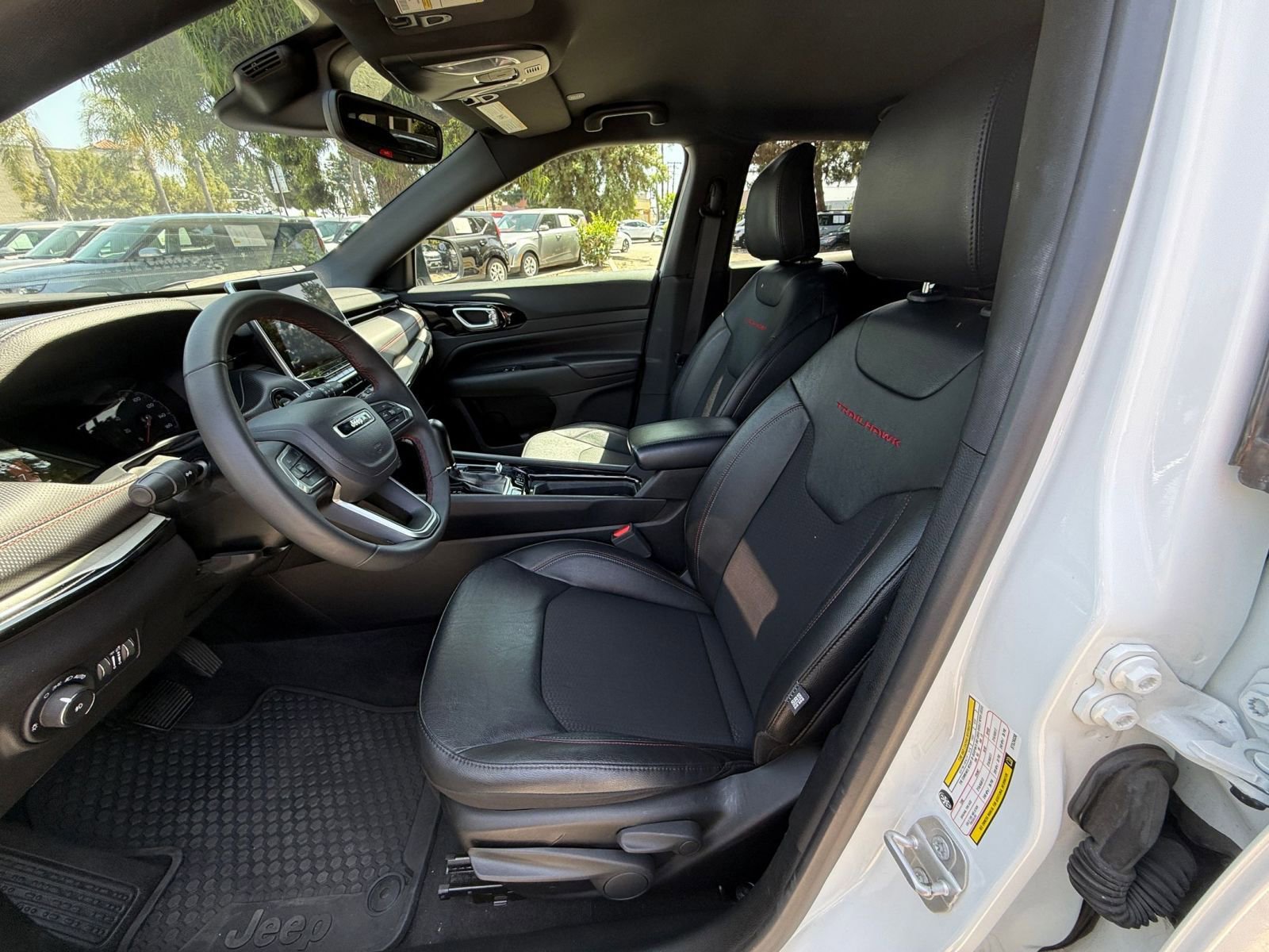 Thumbnail: 2025 Jeep Compass - 23