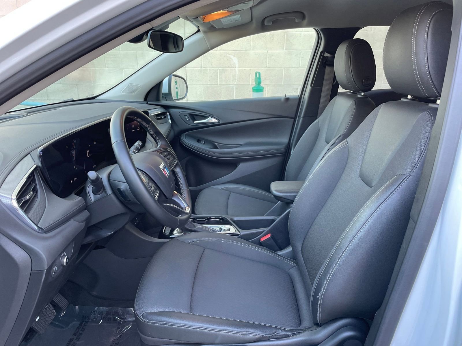 Thumbnail: 2025 Buick Encore GX - 27