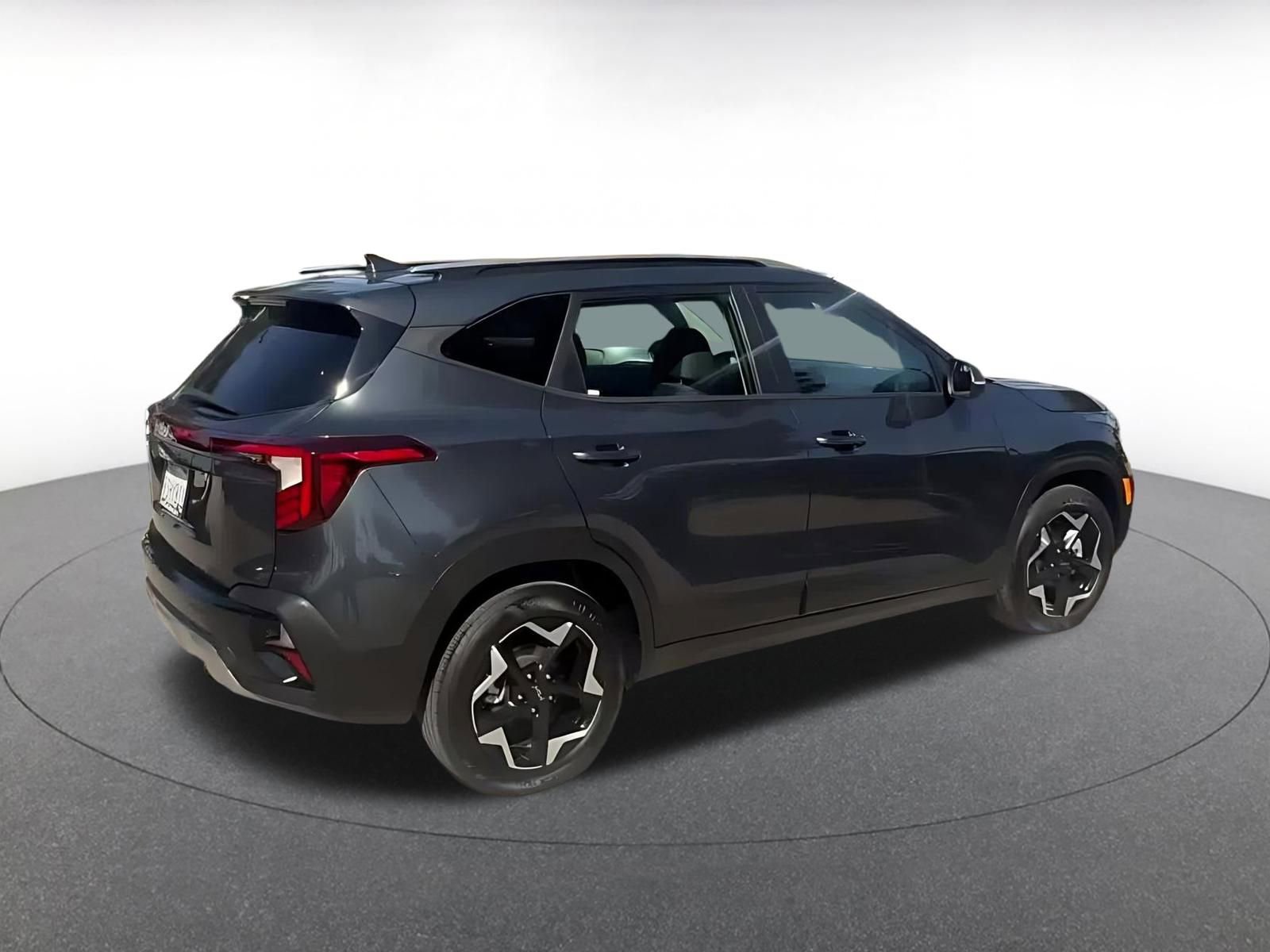 Thumbnail: 2025 Kia Seltos - 14