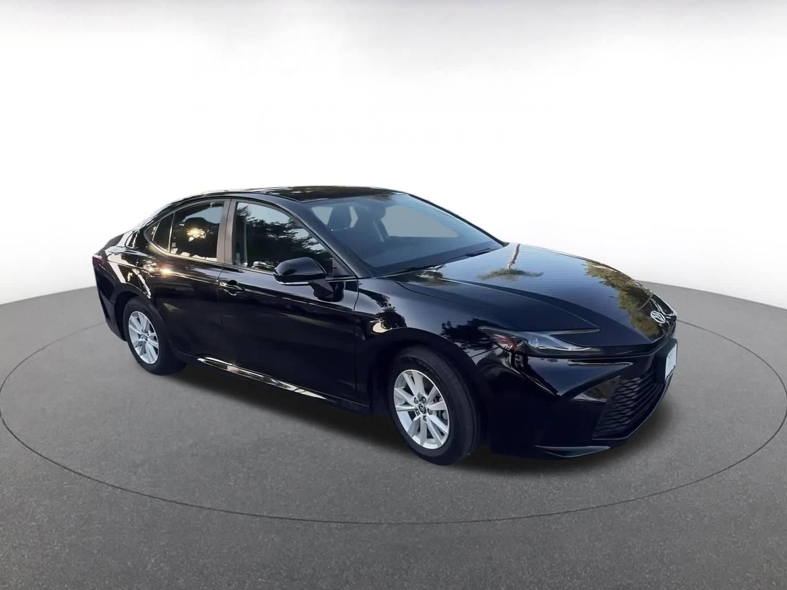 Thumbnail: 2025 Toyota Camry - 1