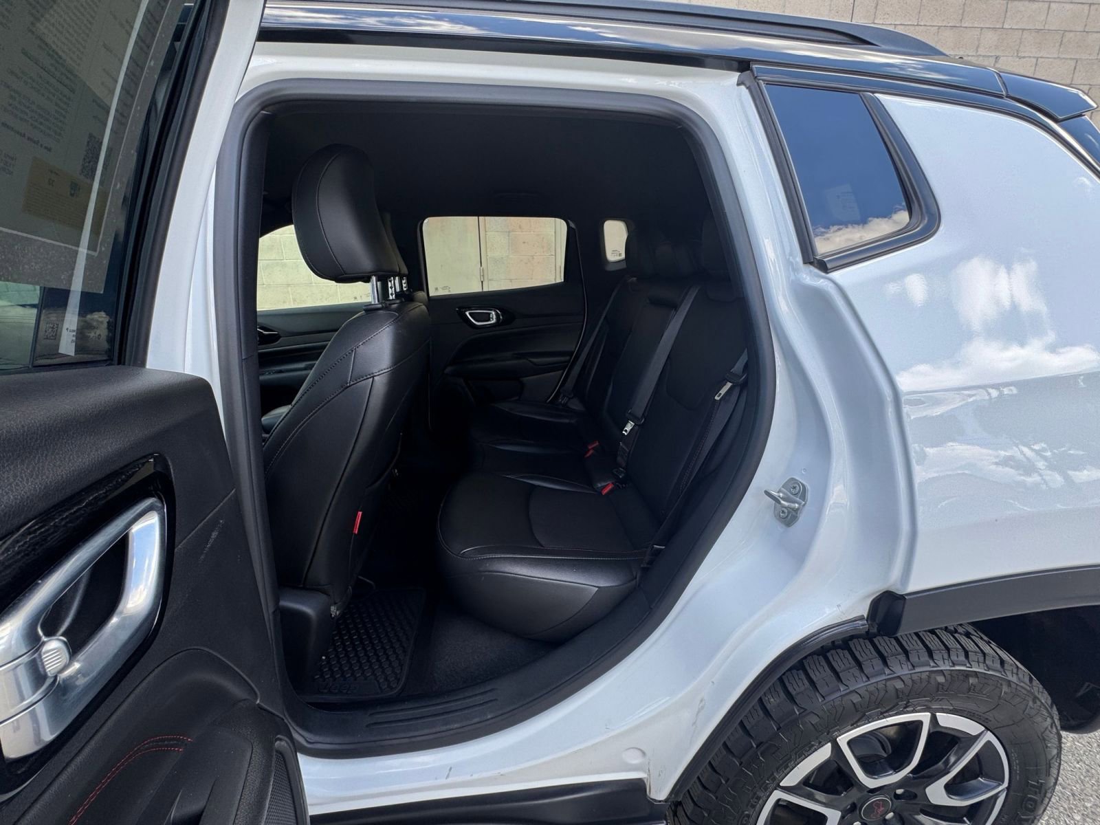 Thumbnail: 2025 Jeep Compass - 24