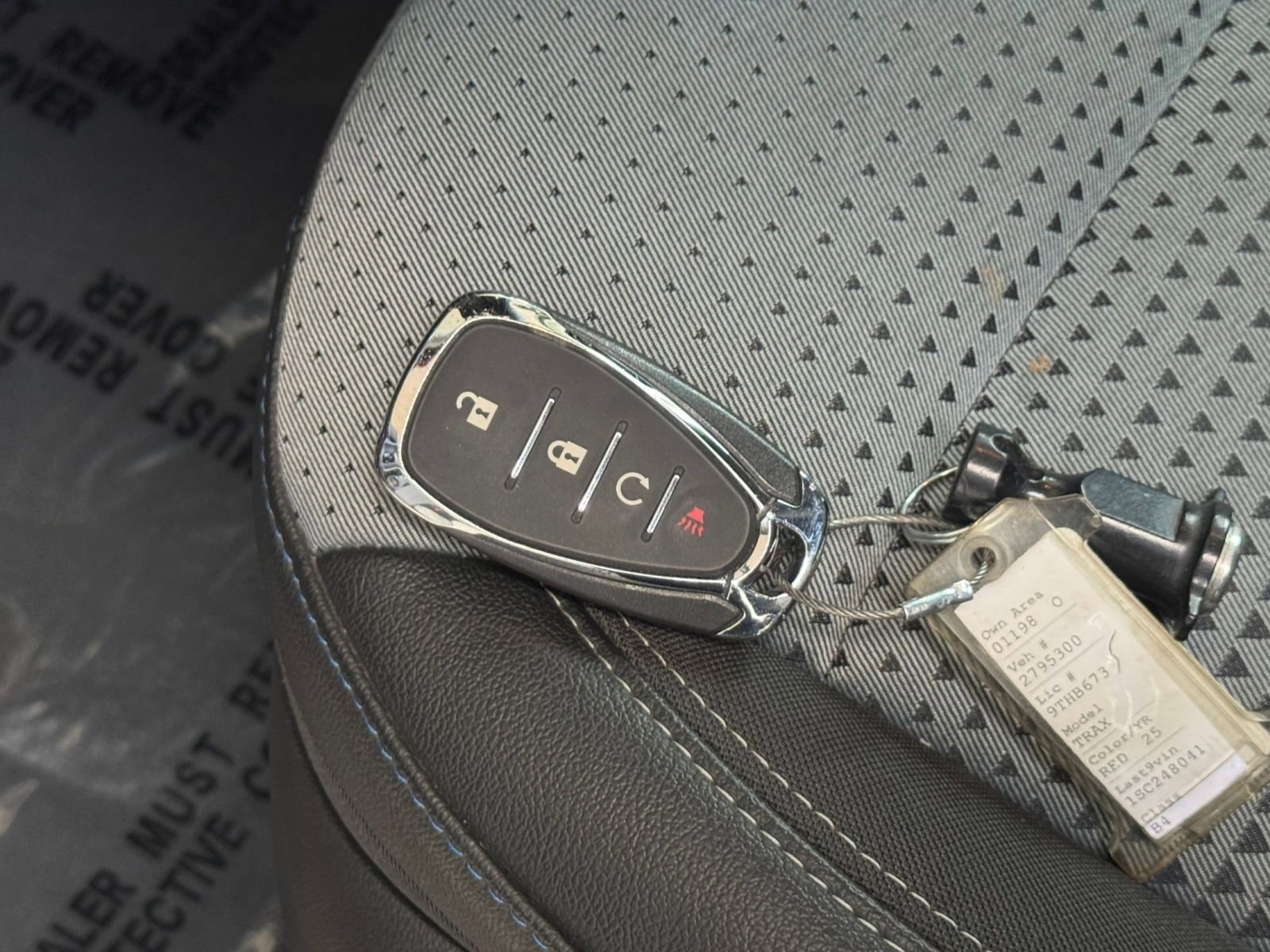 Thumbnail: 2025 Chevrolet Trax - 21