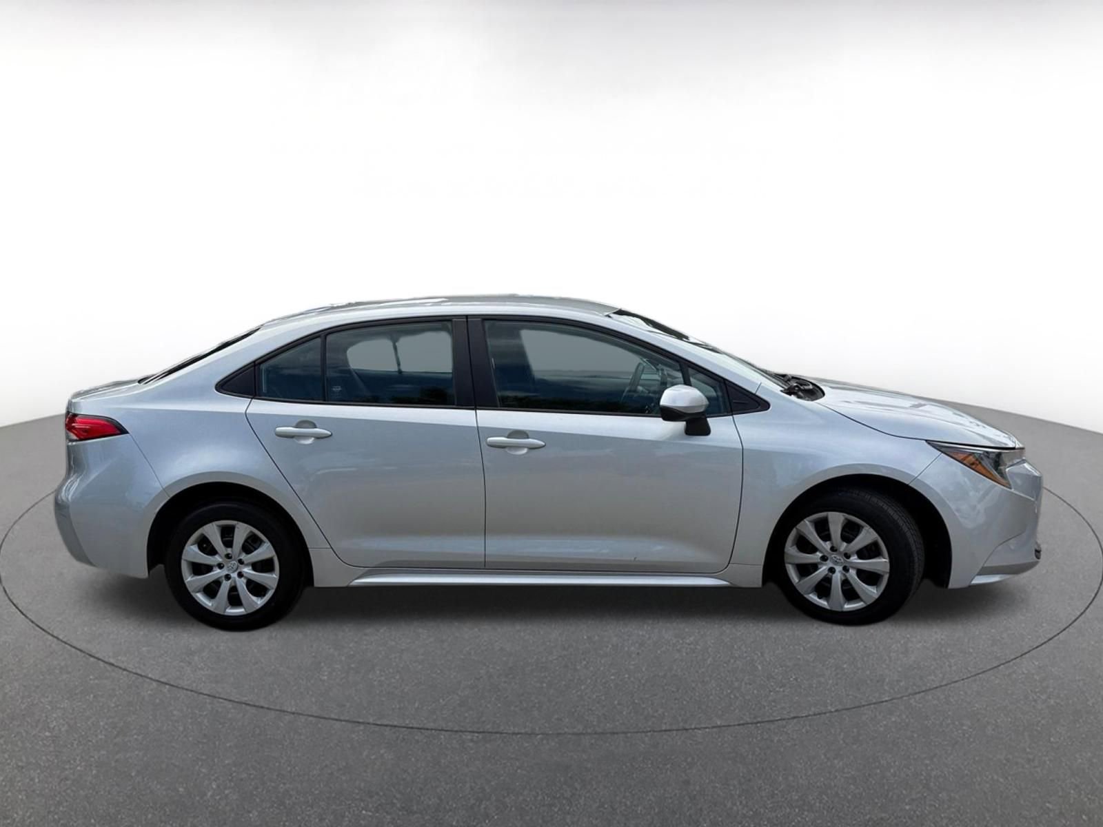 Thumbnail: 2023 Toyota Corolla - 15