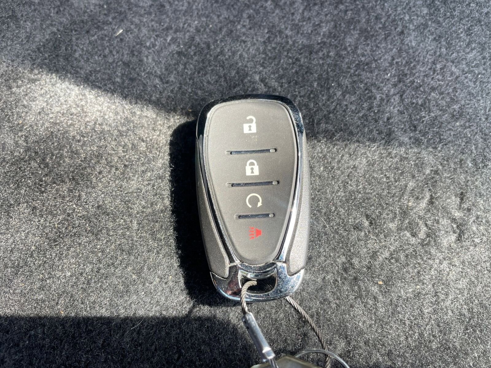 Thumbnail: 2025 Chevrolet Trax - 25