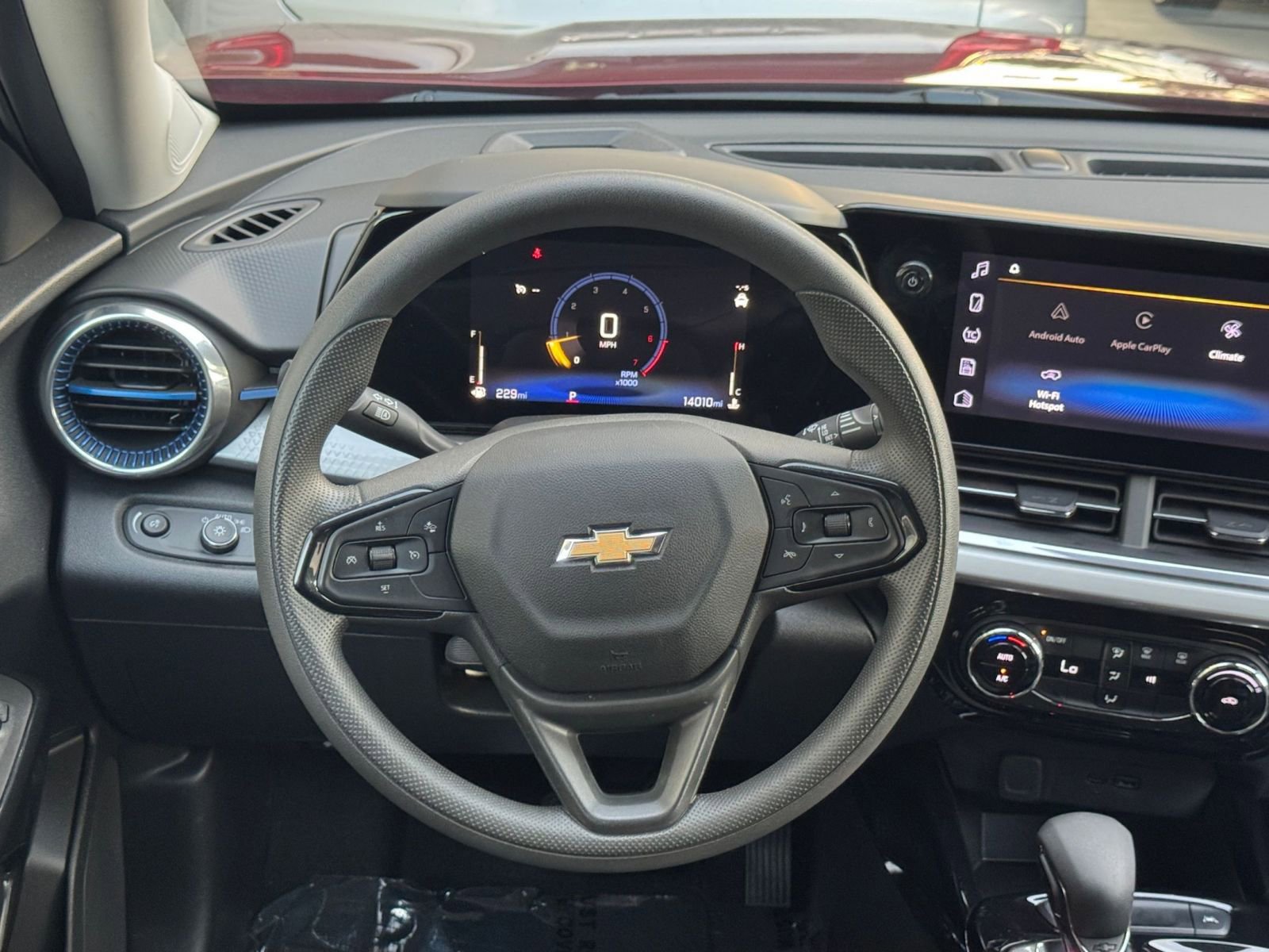 Thumbnail: 2025 Chevrolet Trax - 25