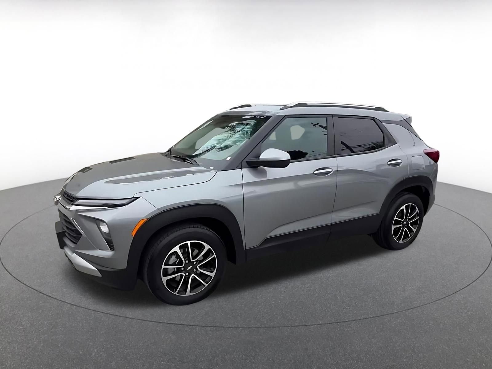 Thumbnail: 2025 Chevrolet TrailBlazer - 8