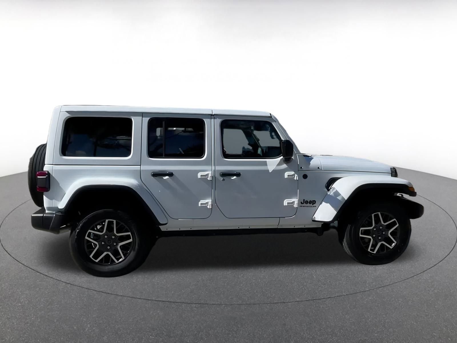 Thumbnail: 2025 Jeep Wrangler - 16