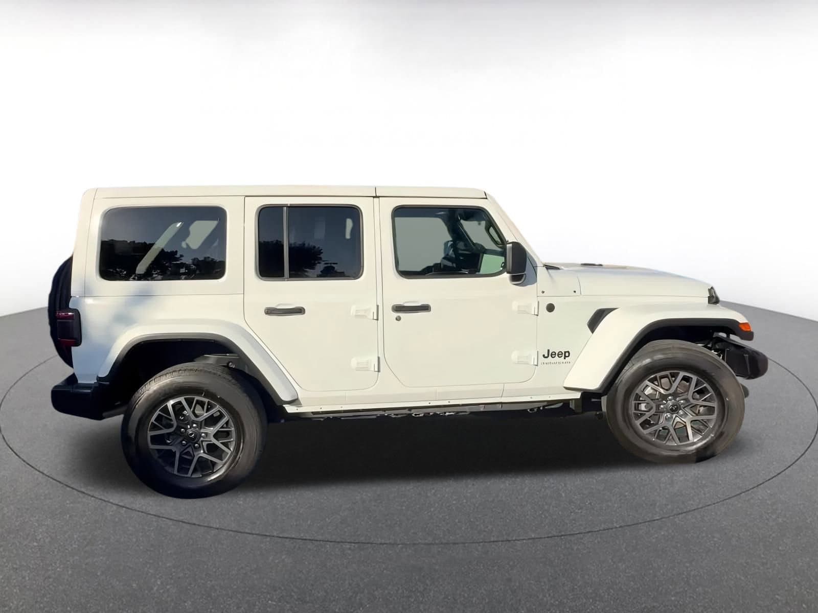 Thumbnail: 2025 Jeep Wrangler - 15