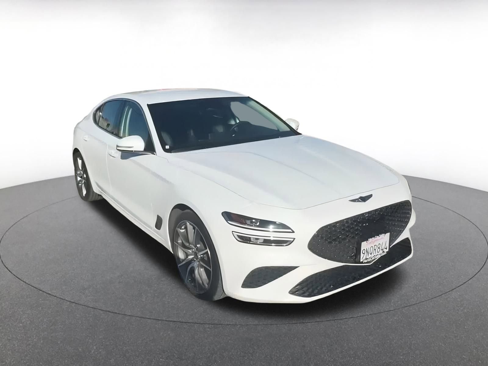 Thumbnail: 2025 Genesis G70 - 3