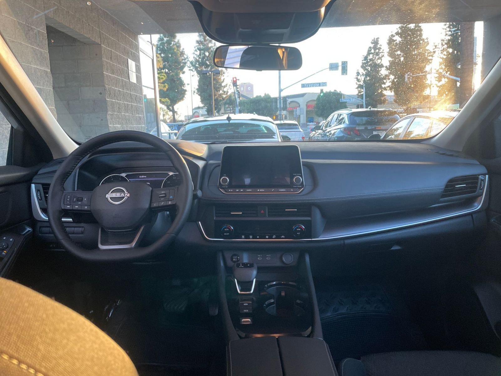 Thumbnail: 2025 Nissan Rogue - 30