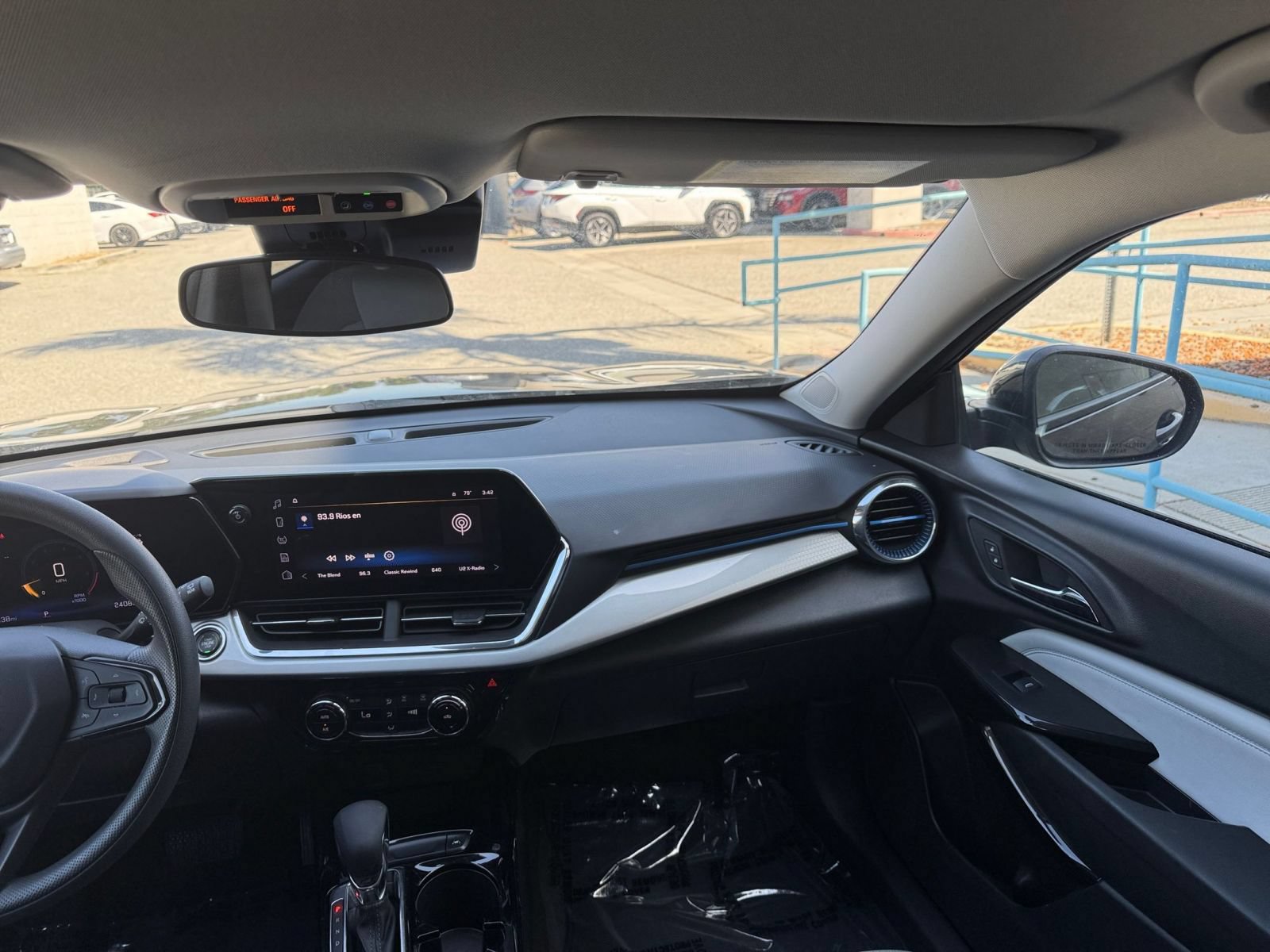 Thumbnail: 2025 Chevrolet Trax - 34