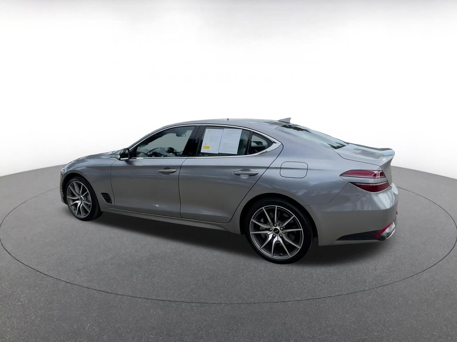 Thumbnail: 2025 Genesis G70 - 10