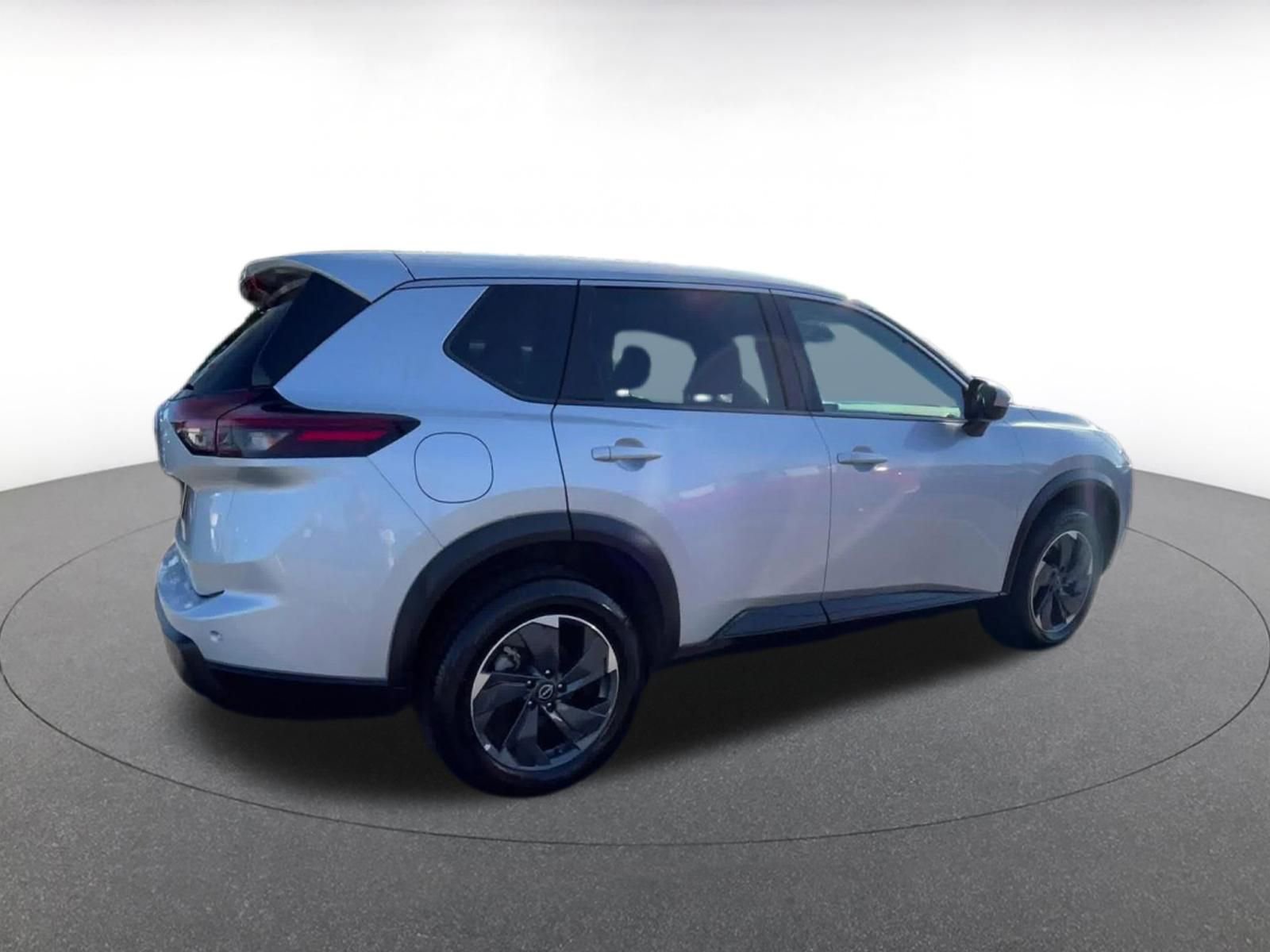 Thumbnail: 2025 Nissan Rogue - 14