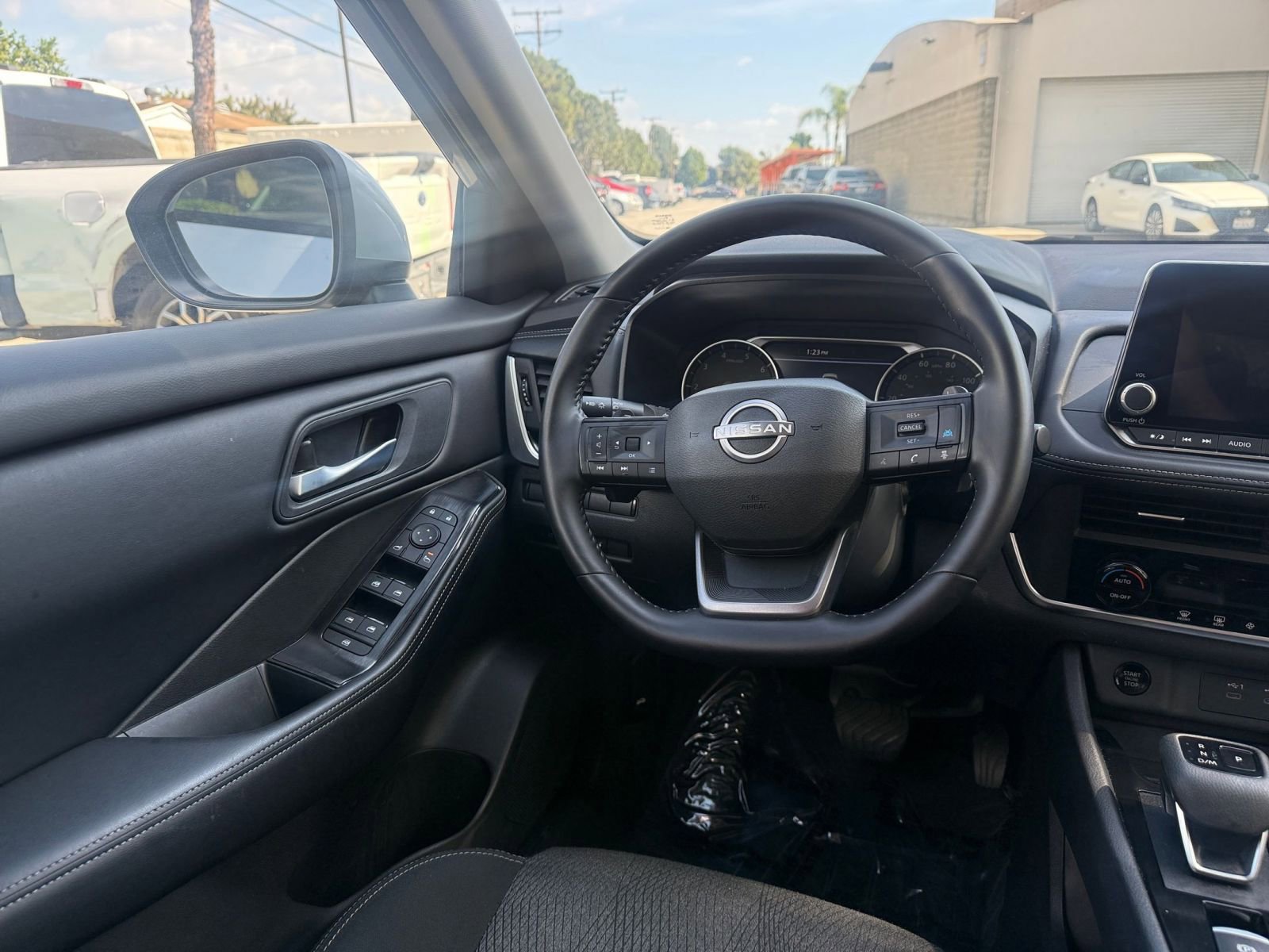 Thumbnail: 2025 Nissan Rogue - 32