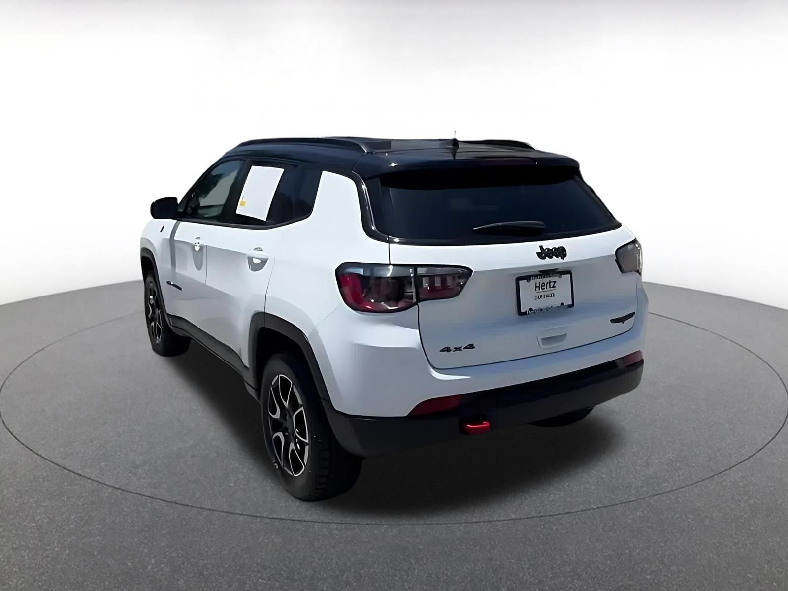 Thumbnail: 2025 Jeep Compass - 11