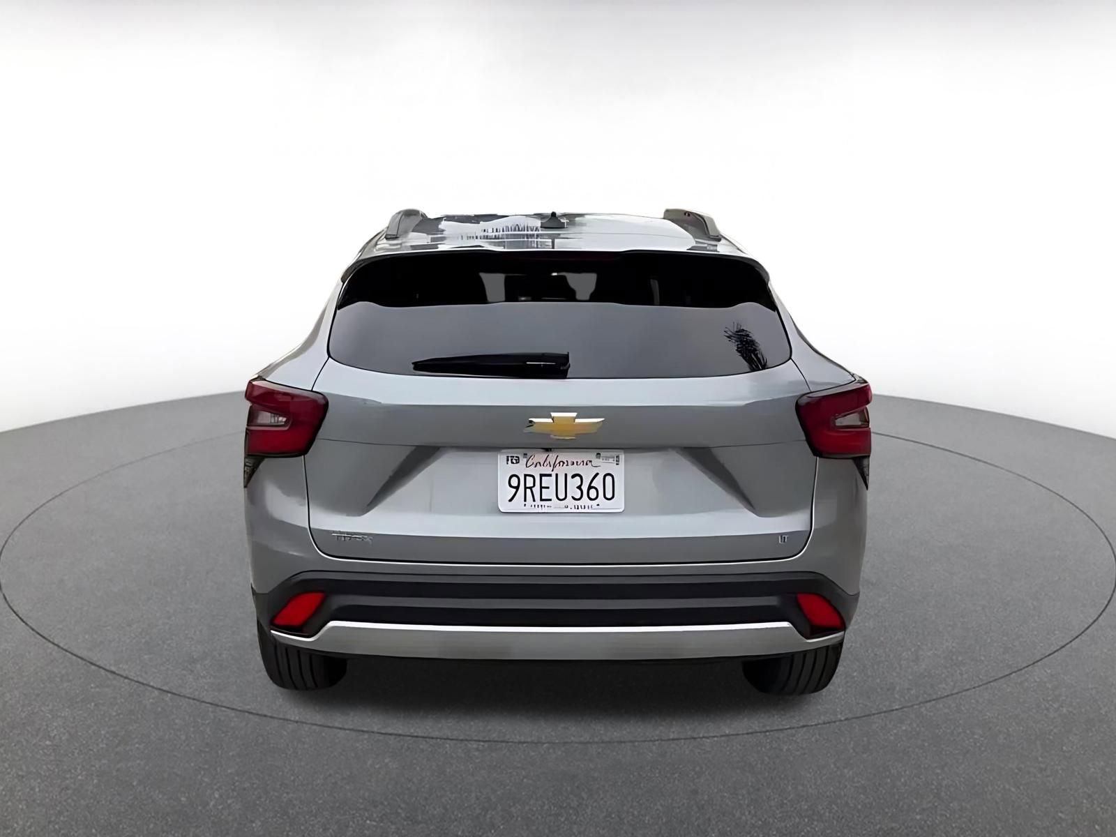 Thumbnail: 2025 Chevrolet Trax - 12