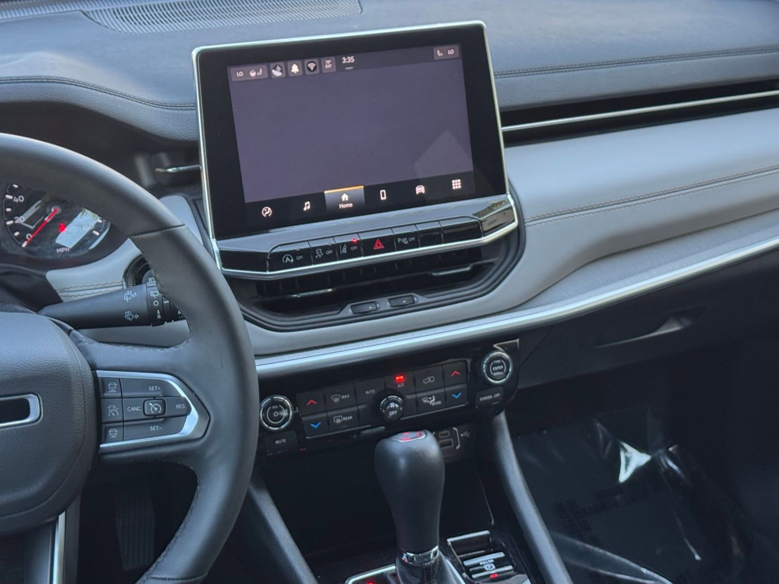 Thumbnail: 2025 Jeep Compass - 20