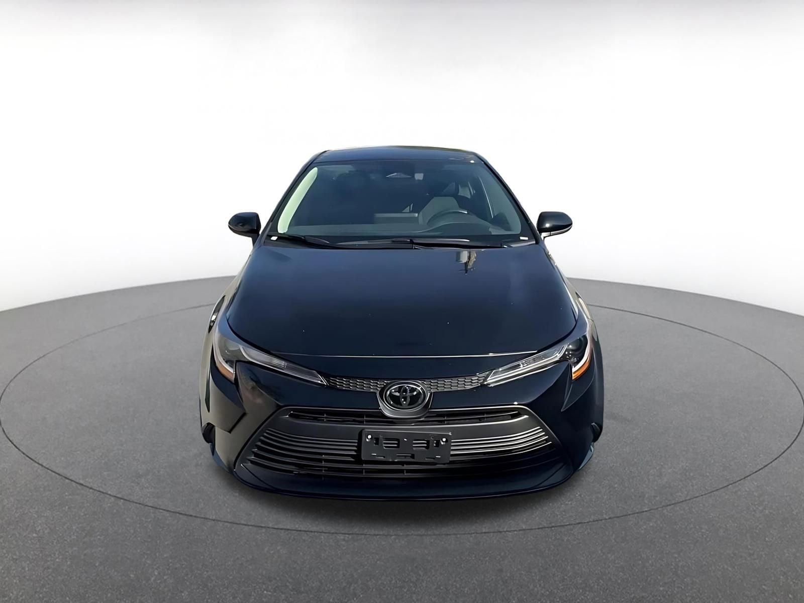 Thumbnail: 2025 Toyota Corolla - 4