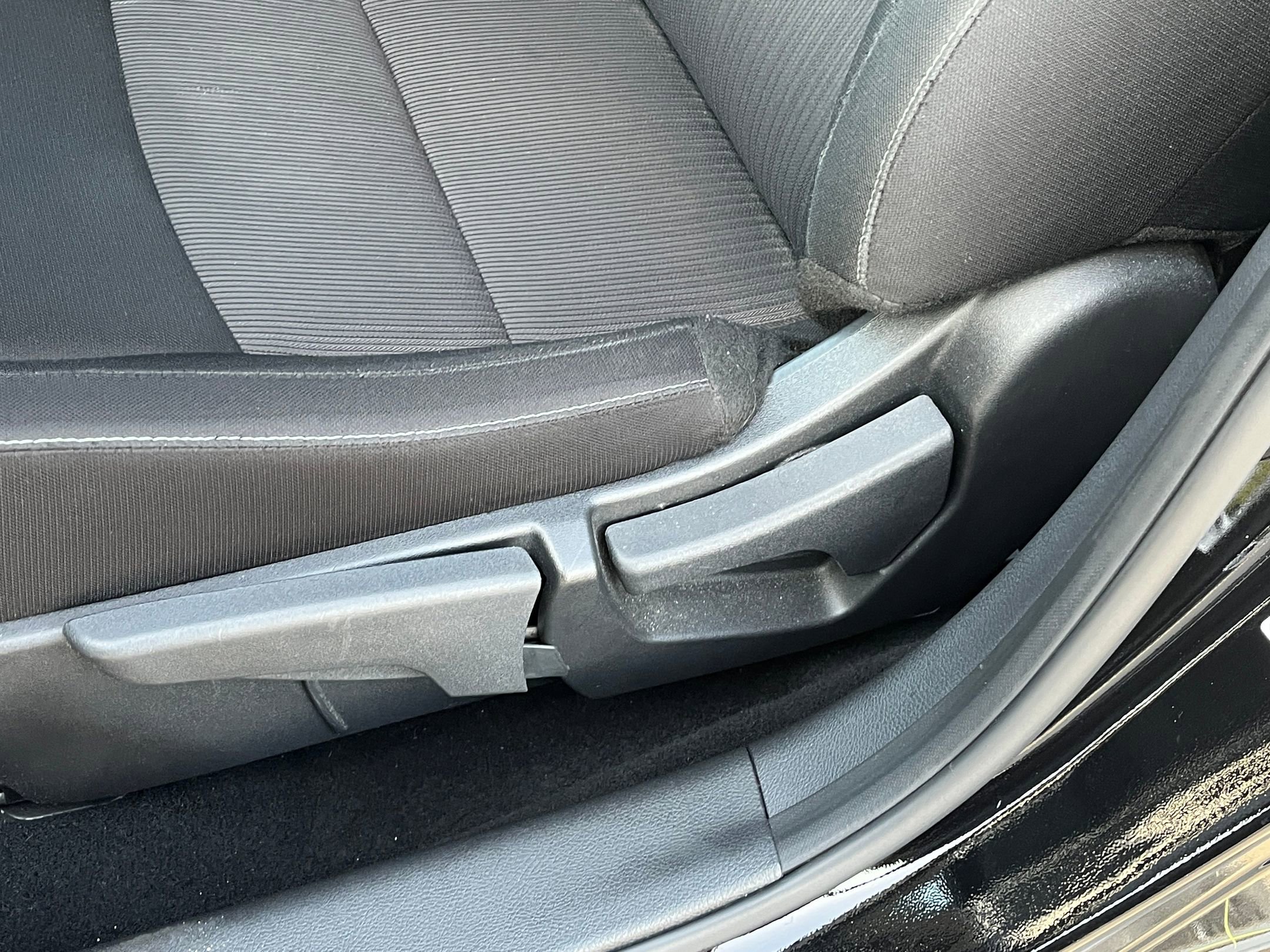 Thumbnail: 2025 Nissan Sentra - 23