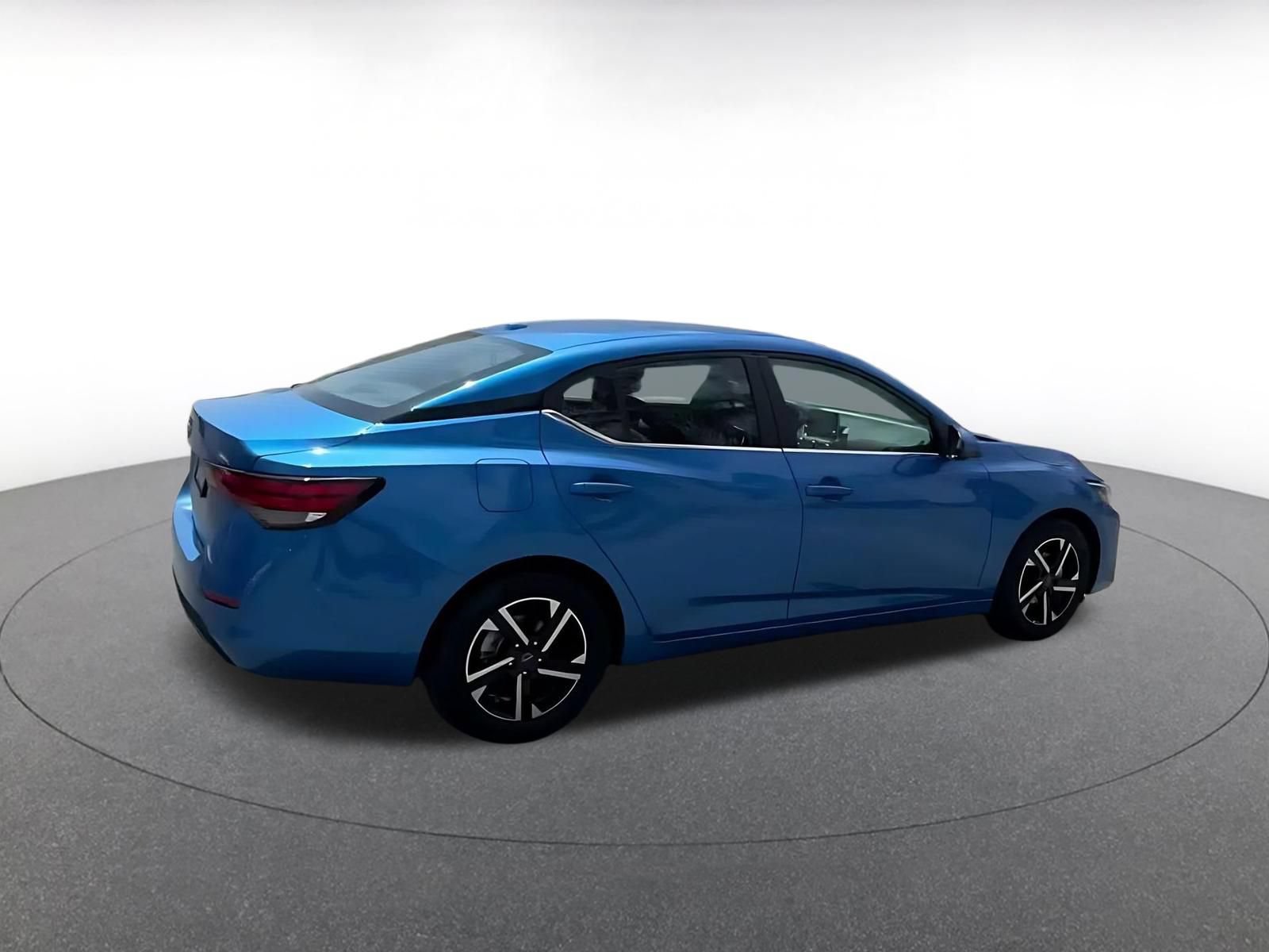 Thumbnail: 2025 Nissan Sentra - 12