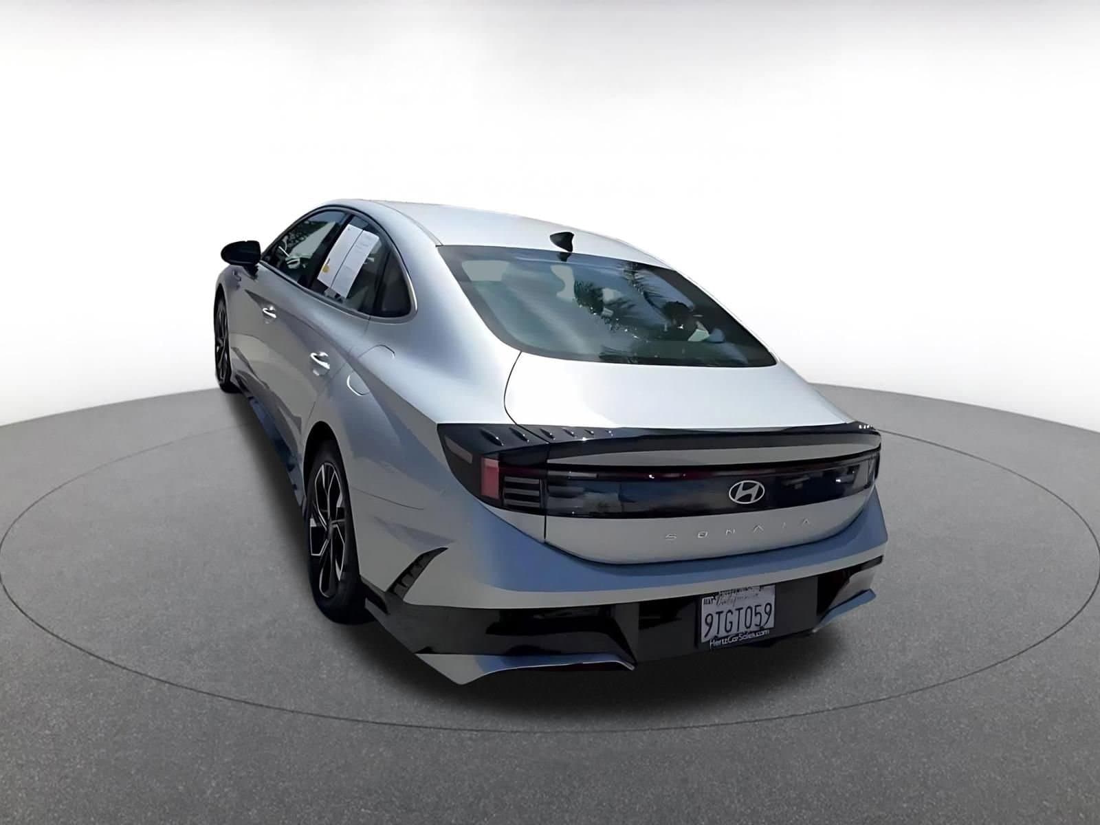 Thumbnail: 2025 Hyundai Sonata - 4