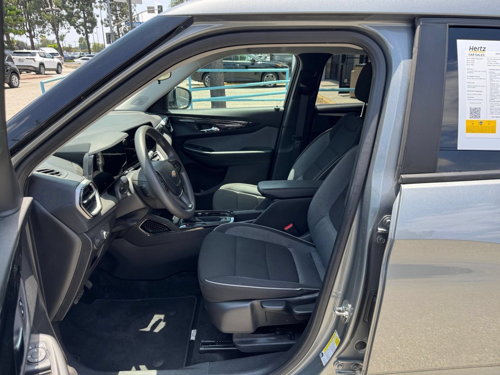 Thumbnail: 2025 Chevrolet TrailBlazer - 25