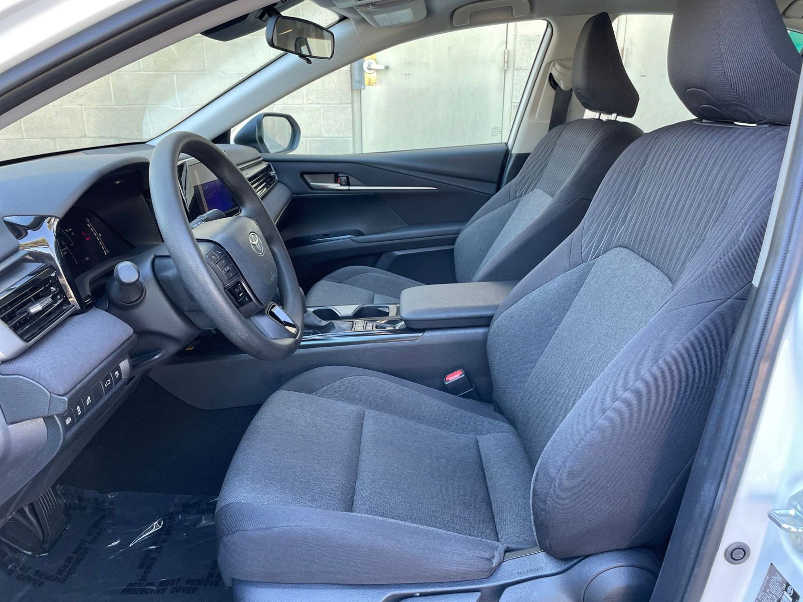 Thumbnail: 2025 Toyota Camry - 27