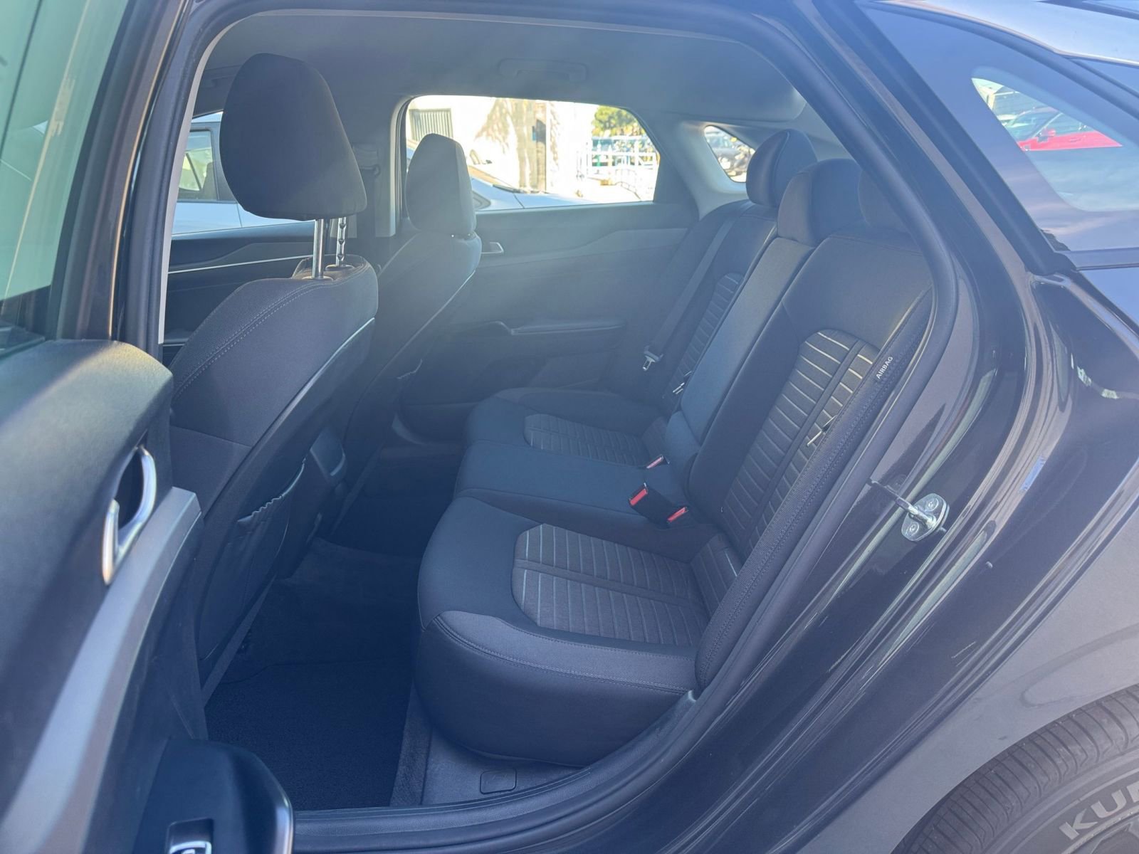 Thumbnail: 2025 Kia K5 - 25